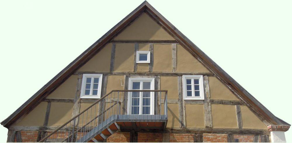 Der Fachwerkgiebel auf der Ostseite